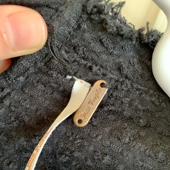 FREE PEOPLE Walking in Hueco black long sleeve top - Picture 15 of 15